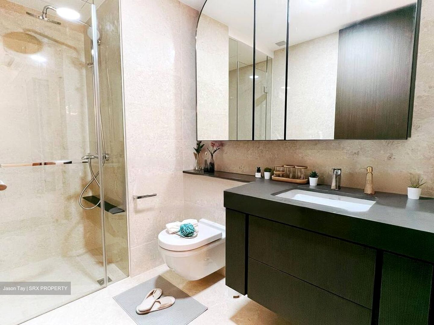 Avenue South Residence (D3), Apartment #458296601